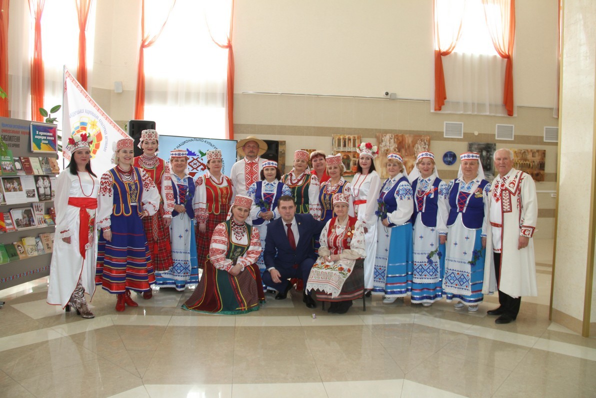 Белорусы  Крыма  отметили  свой  30-летний  юбилей