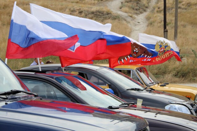 В честь Дня Государственного флага Российской Федерации феодосийцев приглашают на автопробег