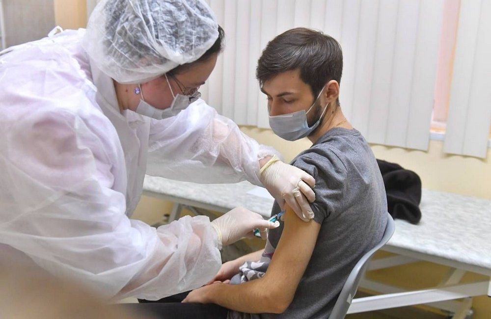 Крымчан будут информировать об очередях в пунктах вакцинации