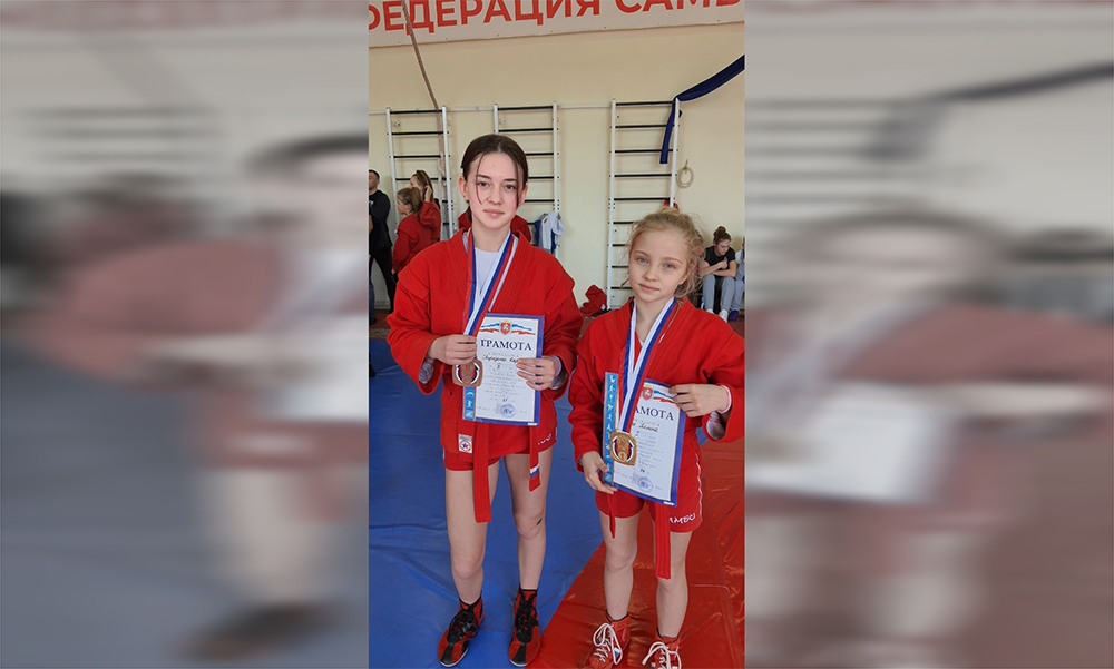 Феодосийские самбистки вошли в состав крымской сборной