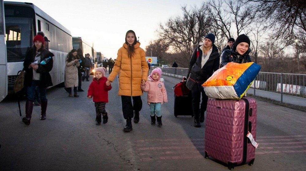 В Крым прибыло более 65 тысяч беженцев с Украины
