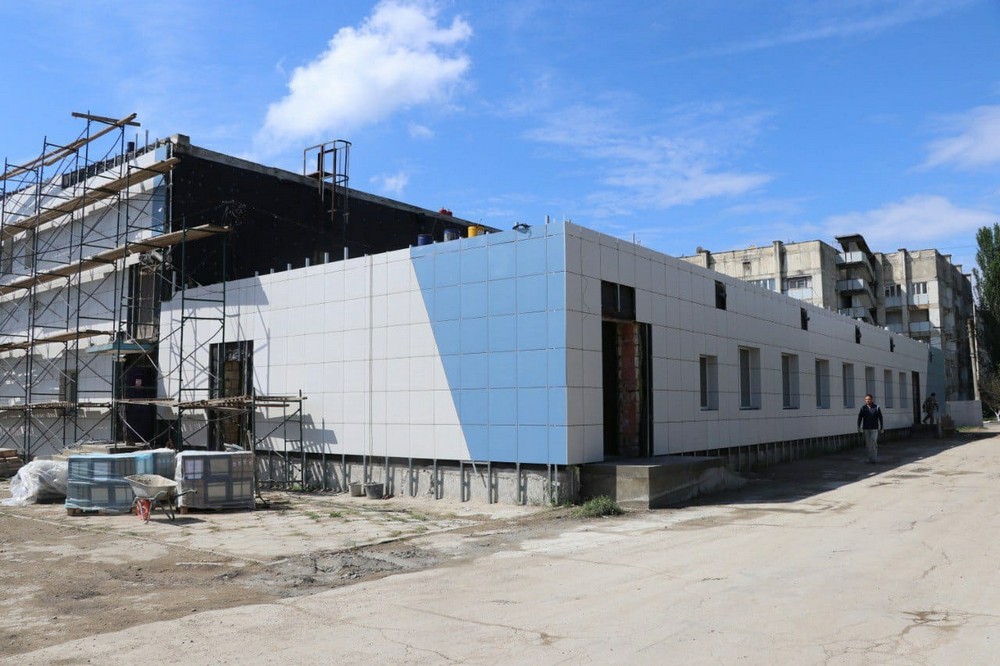 В  Приморском  идёт  капитальный  ремонт  спортзала  «Фрегат»