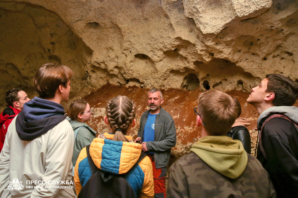 Отличники крымских школ смогут бесплатно посетить пещеру «Таврида»