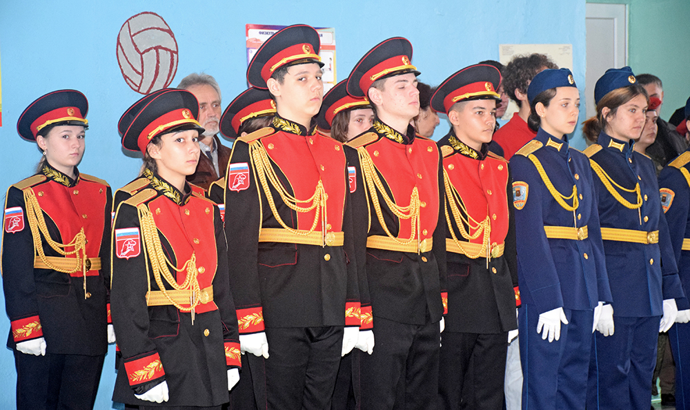 У школьников началась военно-спортивная игра «Феодосийский десант»