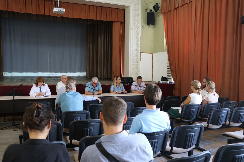 Представители прокуратуры Феодосии провели встречус предпринимателями